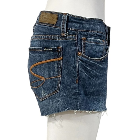 Seven7 Premium Denim Blue Jean Cut Off Shorts - Picture 5 of 9